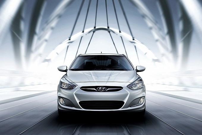 "Hyundai Accent"- 2013 년형 모델 라인 리뷰 및 리뷰
